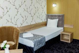 Отель Hotel Prestige Бургас Двухместный номер с 2 отдельными кроватями-3